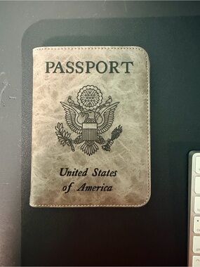 Passport Cover Sleeve United States Design - Beige Faux Leather